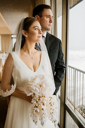 Alex-Danielle-Inn-Spanish-Head-Lincoln-City-oregon-wedding-0017