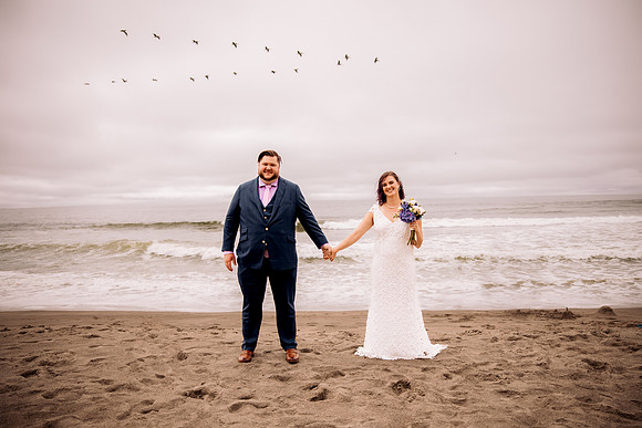 Joe-inn-at-spanish-head-lincoln-city-oregon-wedding-3