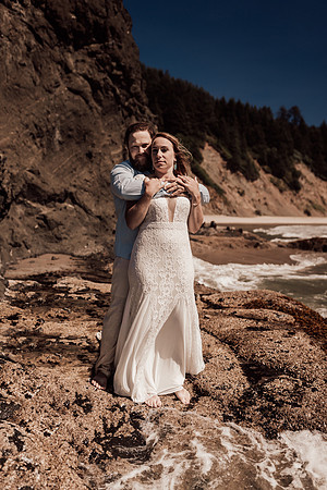 Ty-Sandy-lincoln-city-oregon-roads-end-elopement-photographer-0310