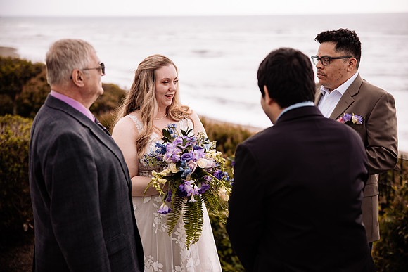 Darrick-Hillary-Gleneden-Oregon-Beach-Elopement-Photos