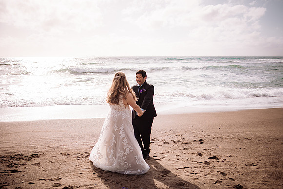 Darrick-Hillary-Gleneden-Oregon-Beach-Elopement-Photos