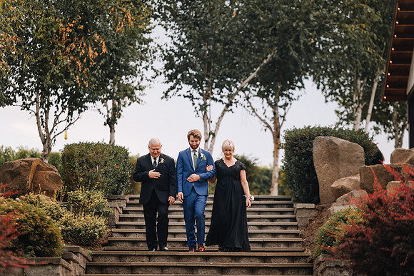 Dylan-Caitlin-Aurora-Colony-Winery-Wedding-2023-Oregon-9