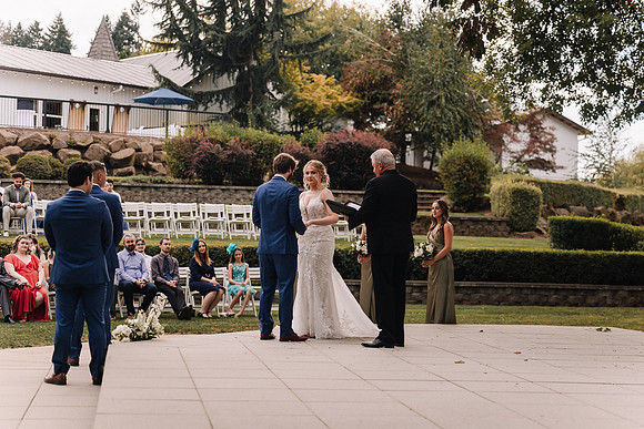 Dylan-Caitlin-Aurora-Colony-Winery-Wedding-2023-Oregon-32