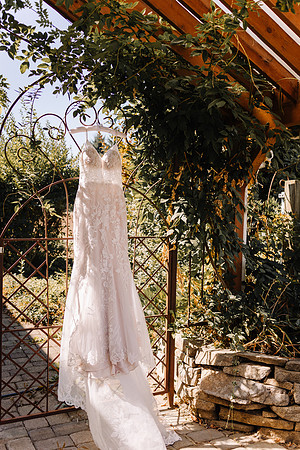 Dylan-Caitlin-Aurora-Colony-Winery-Wedding-2023-Oregon-4