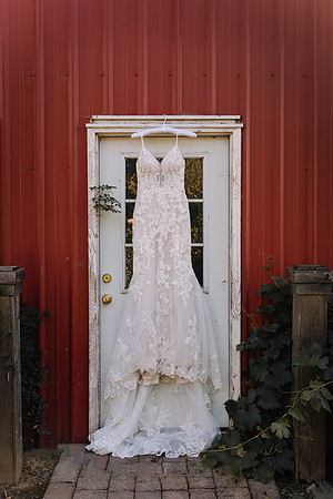 Dylan-Caitlin-Aurora-Colony-Winery-Wedding-2023-Oregon-9