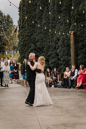 Dylan-Caitlin-Aurora-Colony-Winery-Wedding-2023-Oregon-60
