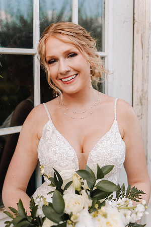 Dylan-Caitlin-Aurora-Colony-Winery-Wedding-2023-Oregon-5