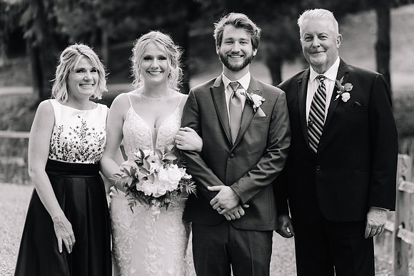 Dylan-Caitlin-Aurora-Colony-Winery-Wedding-2023-Oregon-18