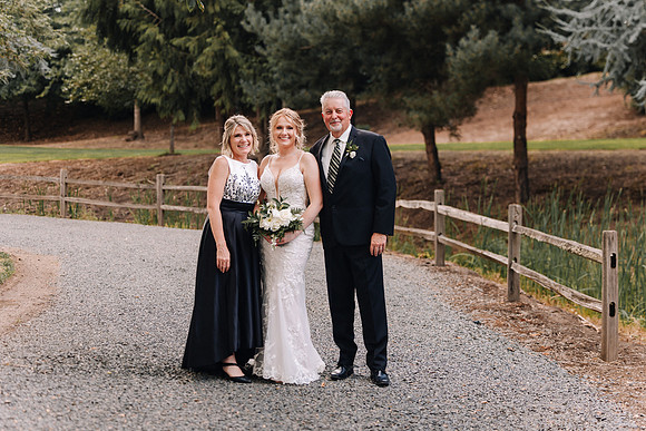 Dylan-Caitlin-Aurora-Colony-Winery-Wedding-2023-Oregon-24