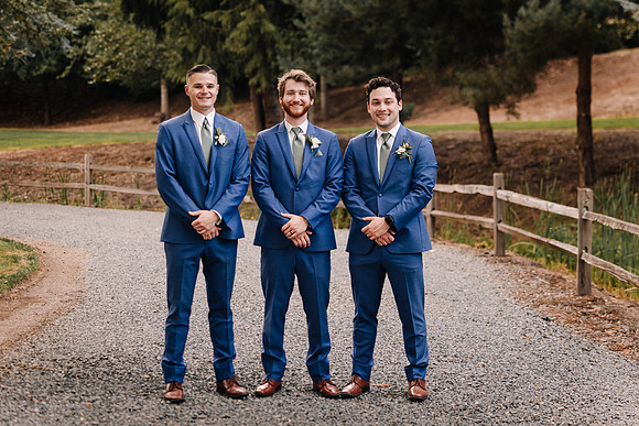 Dylan-Caitlin-Aurora-Colony-Winery-Wedding-2023-Oregon-40
