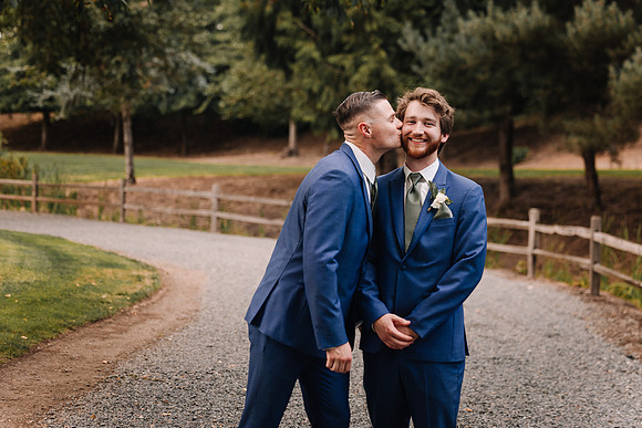 Dylan-Caitlin-Aurora-Colony-Winery-Wedding-2023-Oregon-55
