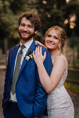 Dylan-Caitlin-Aurora-Colony-Winery-Wedding-2023-Oregon-111
