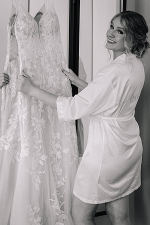 Dylan-Caitlin-Aurora-Colony-Winery-Oregon-Weddin-2023-4