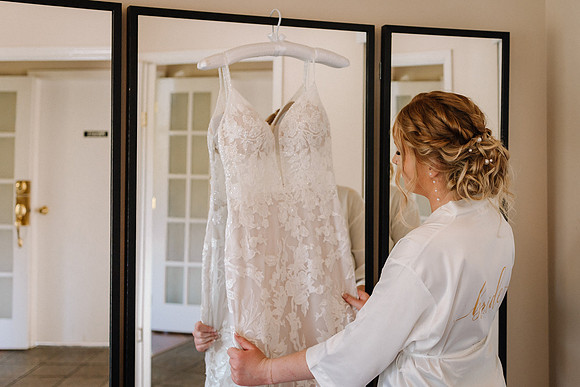 Dylan-Caitlin-Aurora-Colony-Winery-Oregon-Weddin-2023-9