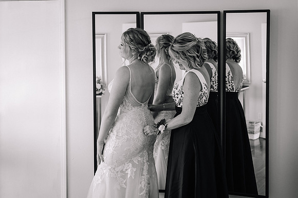 Dylan-Caitlin-Aurora-Colony-Winery-Oregon-Weddin-2023-42