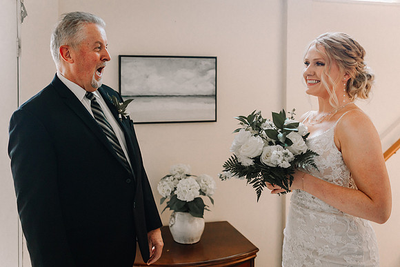 Dylan-Caitlin-Aurora-Colony-Winery-Oregon-Weddin-2023-51
