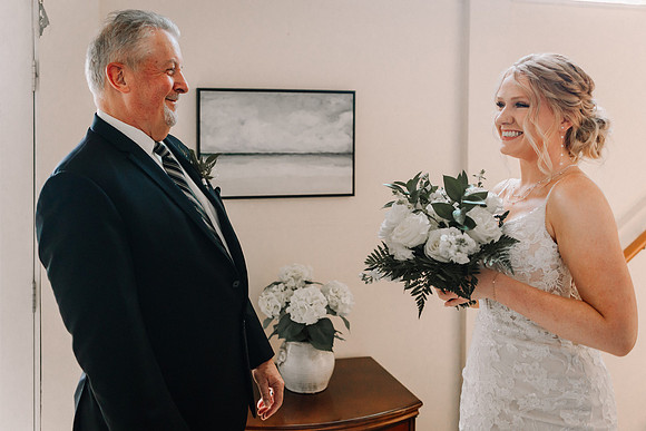 Dylan-Caitlin-Aurora-Colony-Winery-Oregon-Weddin-2023-52