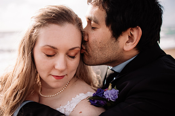 Darrick-Hillary-Gleneden-Oregon-Beach-Elopement-Photos