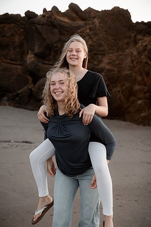 Family-Photos-2024-Lincoln-City-Oregon--14