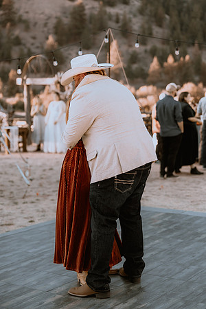 DYLAN-CLAIRE-WEDDING-reception-65