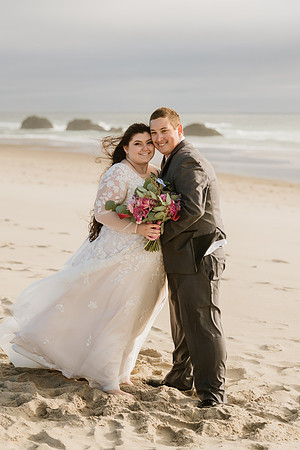 Colton-Kali-Chinook-Winds-Casino-Wedding-Photos-9576