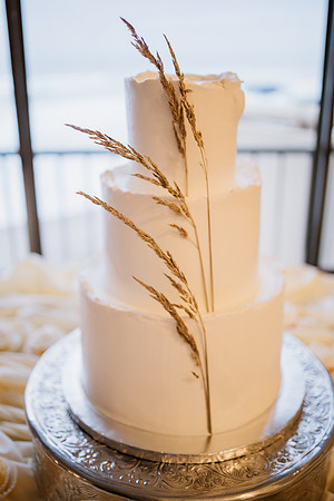 Alex-Danielle-Inn-Spanish-Head-Lincoln-City-oregon-wedding-0512