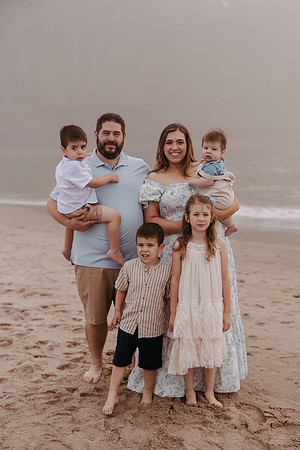 Family-Photos-2024-Lincoln-City-Oregon--6