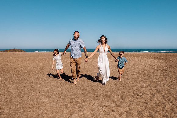 Megan-Fogarty-Creek-Oregon-Family-Photos-2022 (99 of 74)