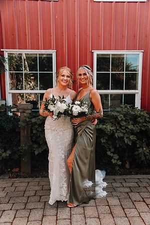 Dylan-Caitlin-Aurora-Colony-Winery-Oregon-Weddin-2023-64