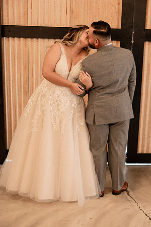 Kara-Sam-Simple-Affairs-Vegas-Wedding-Photos-60