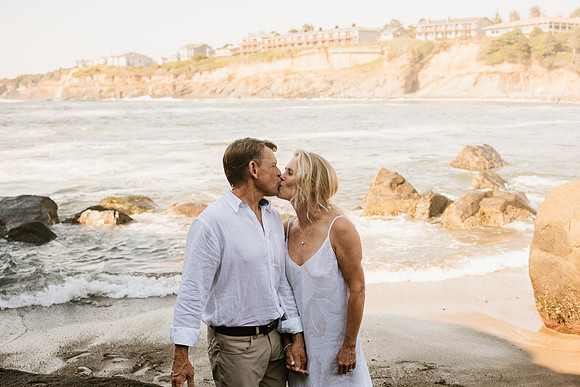 Betsy-Eric-Fogarty-Creek-Oregon-Elopement-2-6