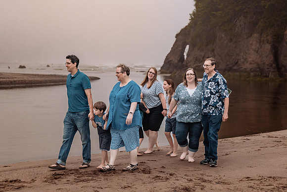 Debra-Proposal-Rock-Oregon-Family-Photos-2022 (37 of 50)