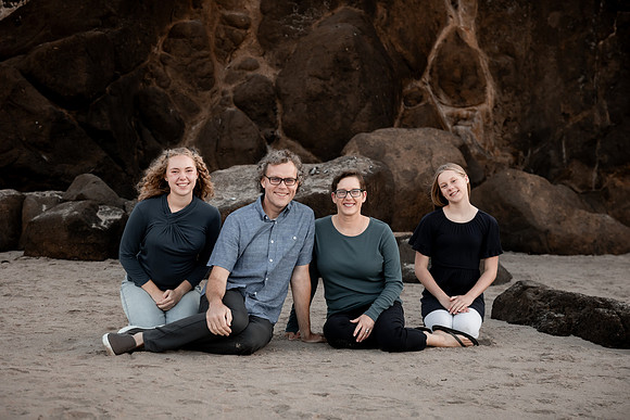 Family-Photos-2024-Lincoln-City-Oregon--9