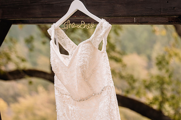 Bryce-Giavanna-Rogue-River-Lodge-Oregon-Wedding-Photos-2