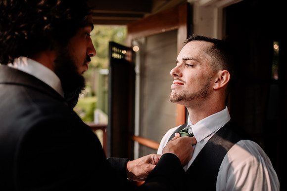 Bryce-Giavanna-Rogue-River-Lodge-Oregon-Wedding-Photos-9