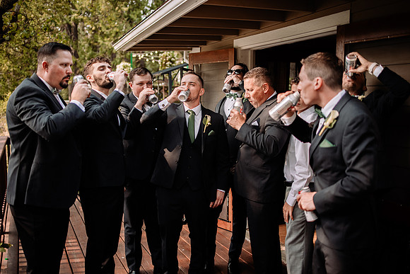 Bryce-Giavanna-Rogue-River-Lodge-Oregon-Wedding-Photos-20