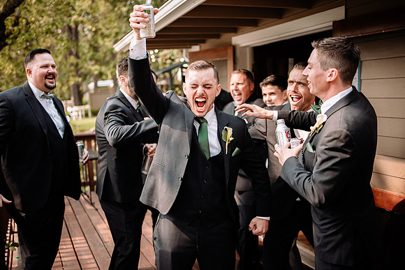 Bryce-Giavanna-Rogue-River-Lodge-Oregon-Wedding-Photos-22