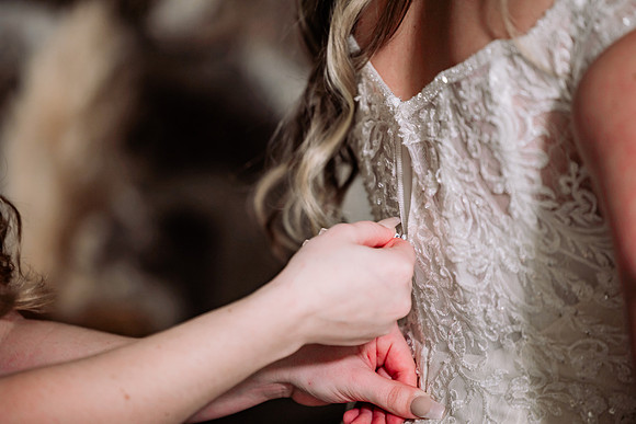 Bryce-Giavanna-Rogue-River-Lodge-Oregon-Wedding-Photos-27