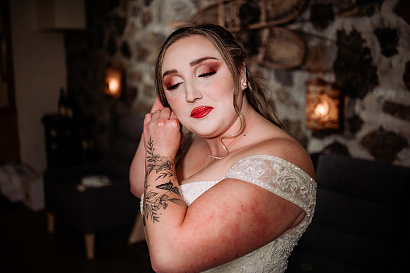 Bryce-Giavanna-Rogue-River-Lodge-Oregon-Wedding-Photos-32