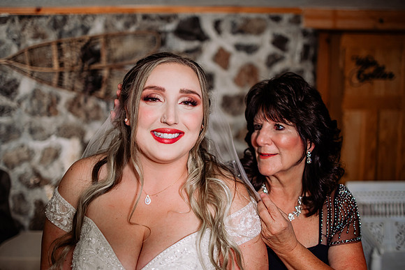 Bryce-Giavanna-Rogue-River-Lodge-Oregon-Wedding-Photos-47