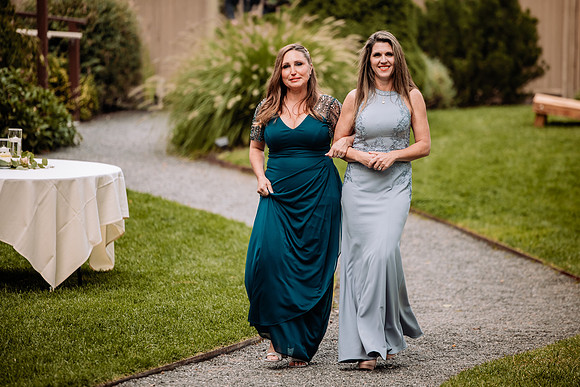 Bryce-Giavanna-Rogue-River-Lodge-Oregon-Wedding-Photos-6