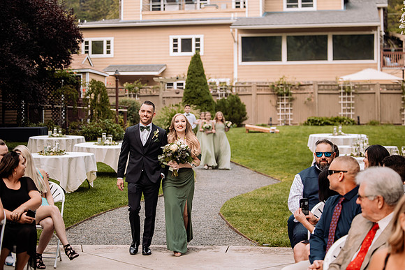 Bryce-Giavanna-Rogue-River-Lodge-Oregon-Wedding-Photos-16