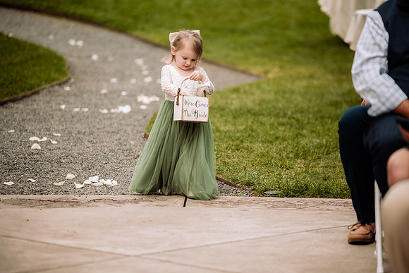 Bryce-Giavanna-Rogue-River-Lodge-Oregon-Wedding-Photos-23
