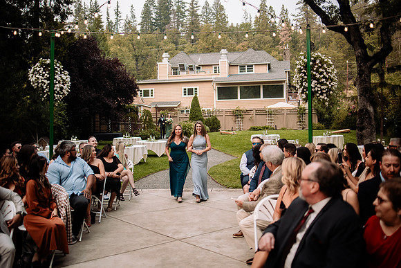 Bryce-Giavanna-Rogue-River-Lodge-Oregon-Wedding-Photos-33