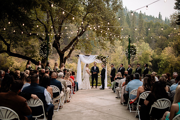 Bryce-Giavanna-Rogue-River-Lodge-Oregon-Wedding-Photos-44