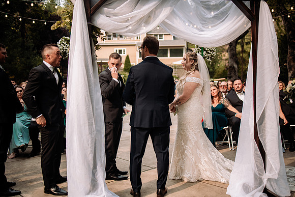 Bryce-Giavanna-Rogue-River-Lodge-Oregon-Wedding-Photos-50