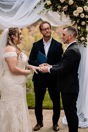 Bryce-Giavanna-Rogue-River-Lodge-Oregon-Wedding-Photos-49
