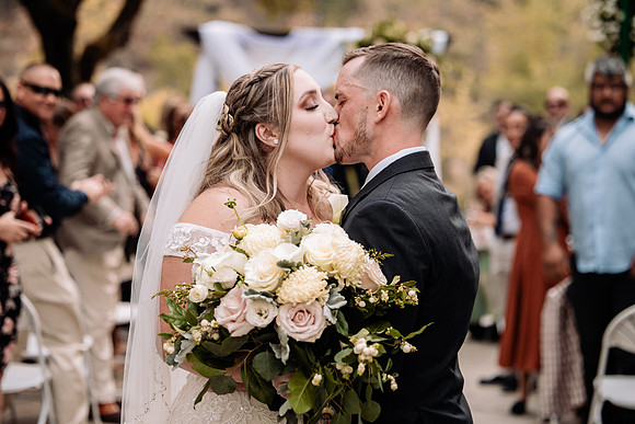 Bryce-Giavana-Rogue-River-Lodge-Oregon-Wedding-14