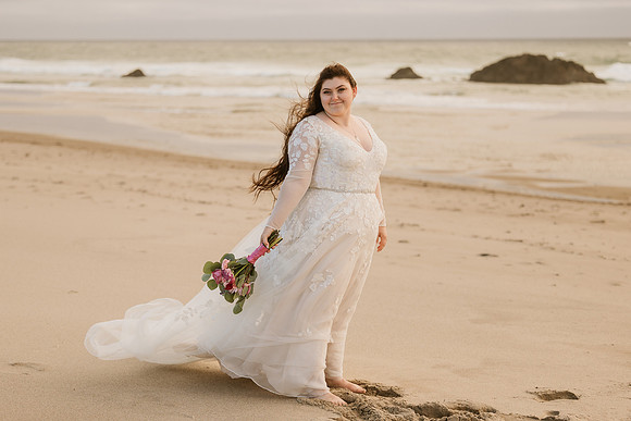 Colton-Kali-Chinook-Winds-Casino-Wedding-Photos-9912