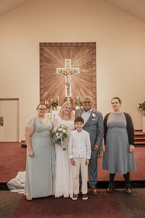 Marcus-Lori-Chinook-Winds-Seafood-Grille-Lincoln-City-Oregon-Wedding-Photos (144 of 477)